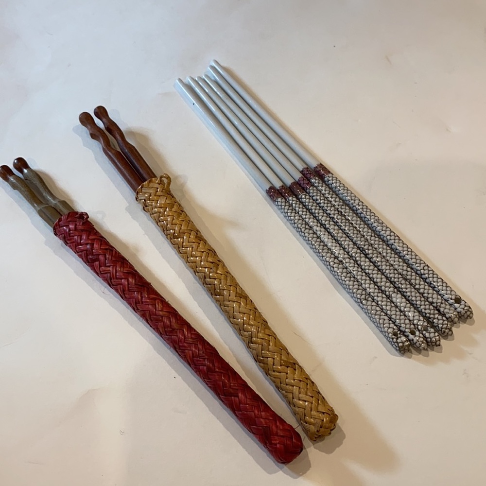 5 SETS OF GORGEOUS CHOP STICKS. 3 PORCELAIN 2 WOOD